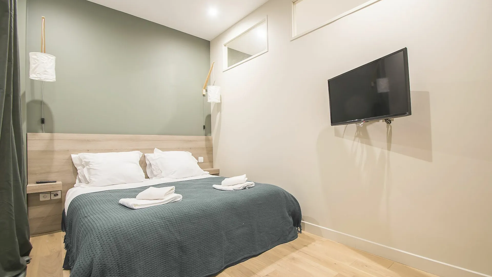 Luxury Apartment In Paris - Republique
