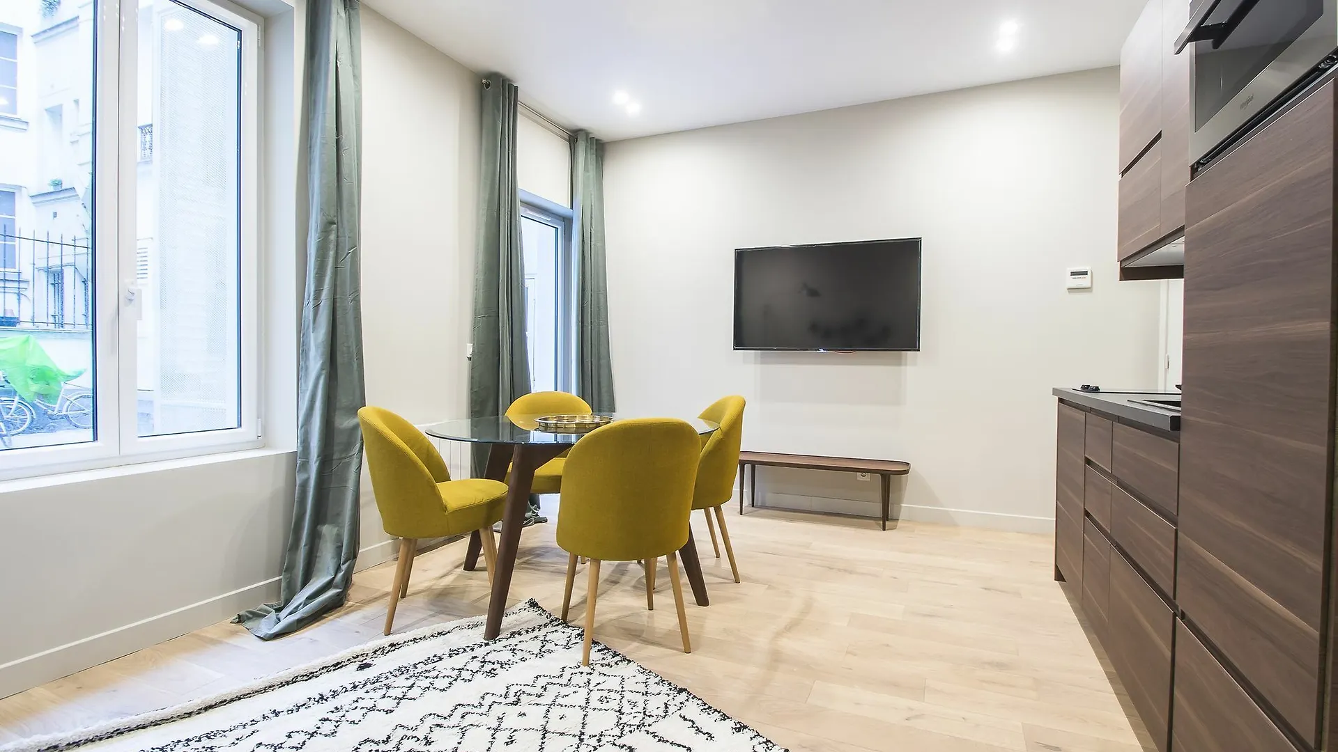 Luxury Apartment In Paris - Republique France